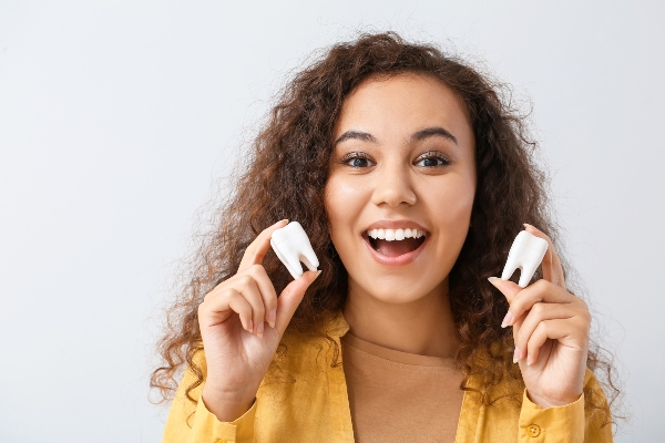 Benefits Of Visiting An Implant Dentist