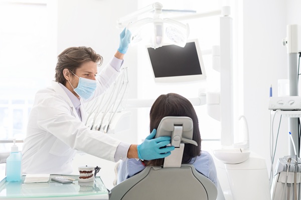 Signs You’ve Found The Right General Dentist For Long Term Care